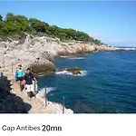 Bel Les Pieds Dans L'eau * Villeneuve-Loubet
