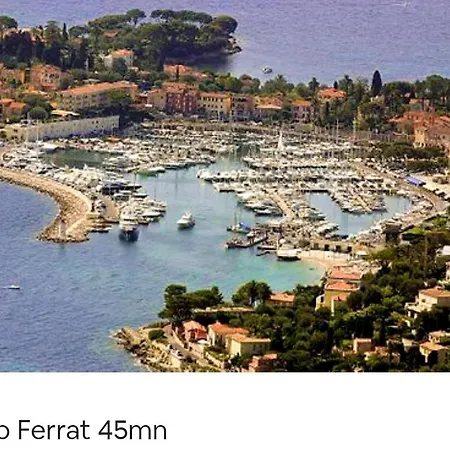 Bel Les Pieds Dans L'eau Apartment *