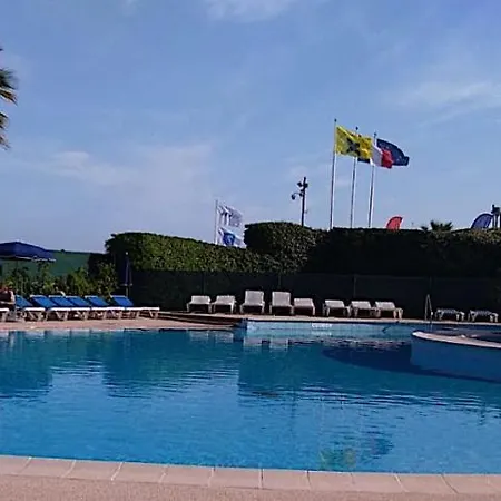 Bel Les Pieds Dans L'eau Lejlighed Villeneuve-Loubet